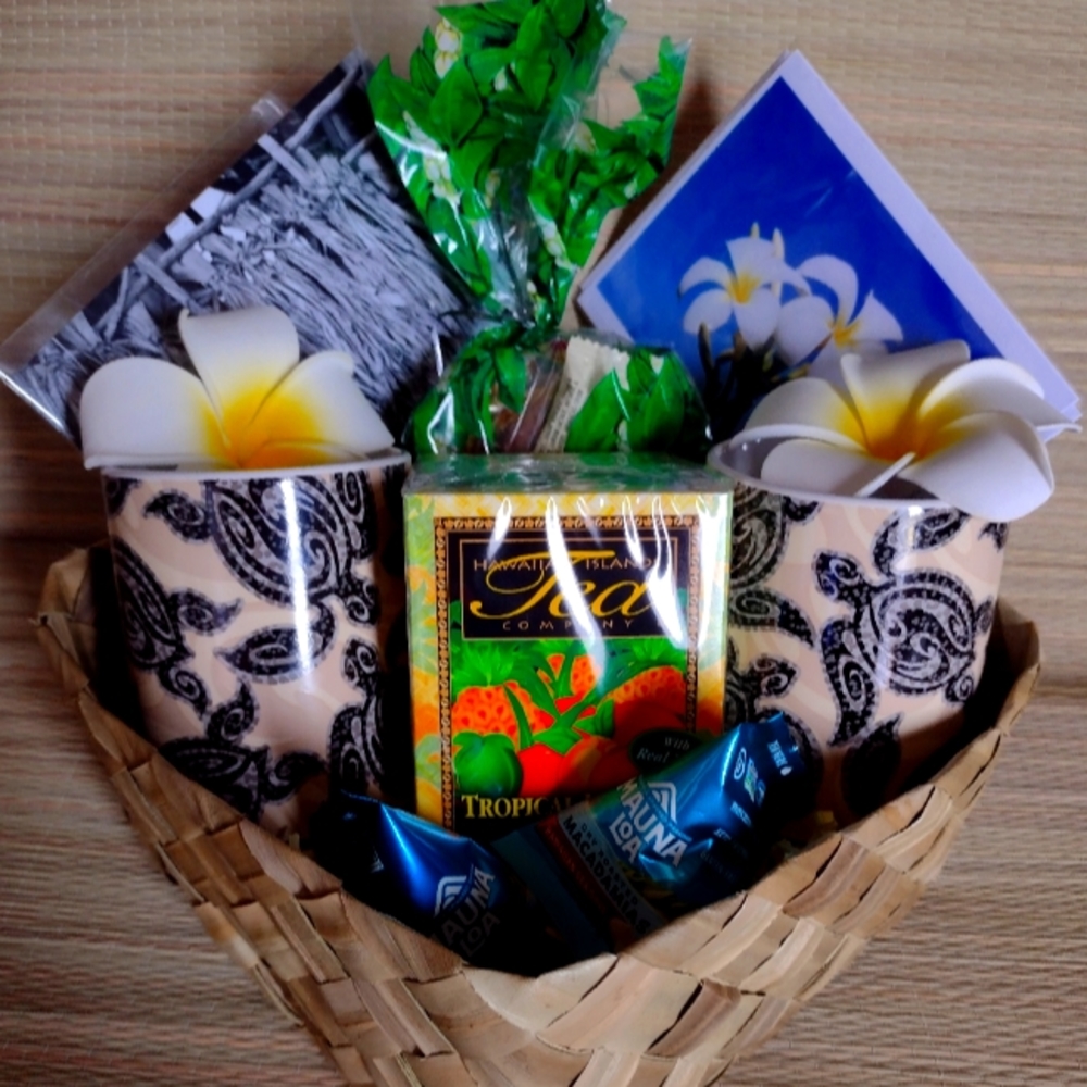 Hawaii Tea for 2 Gift Basket